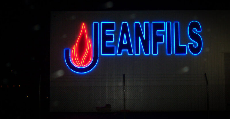 Neons (3)